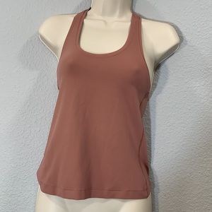Lululemon crop tank size 4